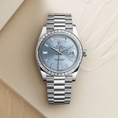 Daydate Rolex Women, Rolex Platinum Day Date, Rolex Blue Dial, Blue Rolex Women, Rolex Blue, Stylish Watches Men, Used Rolex, Rolex Diamond