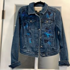 Pilcro By Anthro Dark Denim Jacket Stretch In Material Blue Beading And Embroidery Floral Design Pockets Bought But Never Wore. Brand New With Tags Boyfriend Denim Jacket, Dark Denim Jacket, Anthropologie Jeans, White Denim Jacket, Peplum Jacket, Corduroy Blazer, Classic Denim Jacket, Jean Jacket Women, Floral Denim