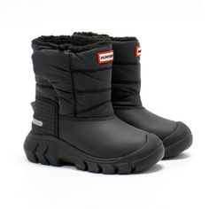 These handcrafted, vegan Hunter Toddlers Intrepid Insulated Snow Boots are perfect for snowy days. Designed with recycled nylon upper and keep feet dry in wet weather thanks to its waterproof construction. Can be worn in temperatures as low as -20C. Features a hook and loop closure for easy entry. Reflective patches make your little one more visible. Size: 8.  Color: Black.  Gender: unisex.  Age Group: toddler. Kids Snow Outfits, Snow Outfits, Snow Boots Black, Black Snow Boots, Girls Snow Boots, Insulated Boots, Warm Snow Boots, Bear Girl, Wellies Boots