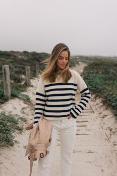 Toddler Beach Photos, Crisp White Blouse, Julia Berolzheimer, Style Goals, Travel Pics, Gal Meets Glam, Striped Long Sleeve Tee, Comfortable Jeans, Very Happy Birthday