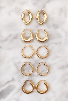 Shopping Moodboard, Sunglasses Chains, خواتم خطوبة, Outfits Simple, Jewelry Photography Styling, Golden Earrings, Jewelry Accessories Ideas, Dope Jewelry, Jewelry Fashion Trends