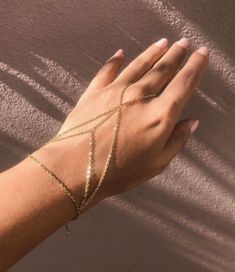 Gold Hand Chain Bracelet Dainty Ring Chain Bracelet - Etsy Ring Chain Bracelet, Gold Hand Chain, Pearl Ankle Bracelet, Stylish Jewelry Accessories, Wrist Chain, Hand Chain Bracelet, Pearl Anklet, Choker Collar Necklace, Ring Chain