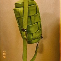 Nwot Tennis Green Green Bucket Bag With Zipper Closure, Green Leather Bucket Bag For Spring, Trendy Green Leather Baguette Bag, Trendy Green Leather Bucket Bag, Barrel Bag, Crossbody Bags, Barrel, Anthropologie, Tennis