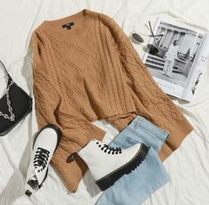 New Look Fashion, Modern Outfits, Modest Outfits, Aesthetic Outfits, Teen Fashion, Look Fashion, Spring Outfits