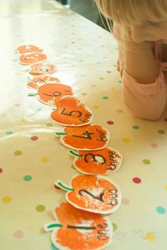 Create your own Pumpkin Numbers to work on number recognition, ordering, counting on and back and more with your preschoolers and school kids. #halloweenactivities #numberactivities #pumpkinmath #halloweenmath #rainydaymum Counting On, Math Work, Math Geometry, Number Recognition, Autumn Crafts, Diy Pumpkin