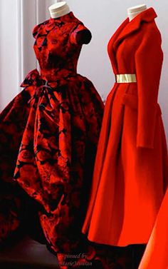 Dior Gown, Harrods London, Dior Haute Couture, Dior Couture, Red Dresses, Moda Vintage, Vintage Vogue, John Galliano, 50s Fashion