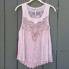 Size Xs Nwt Pleated Back Semi Sheer (Will Need A Cami Under,The Front Is More Sheer) Gorgeous Multicolored Beading Rare Price Firm Feminine Embellished Summer Tops, Embellished Feminine Summer Tops, Chic Embellished Tops For Festivals, Pink Embellished Bohemian Top, Couture Blazer, Sequin Embellishment, Steve Madden Heels, Boho Chic Outfits, Embellished Top