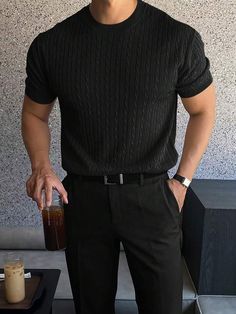 Men’s Henley Shirts, Men’s Summer Office Style, 1970s Mens Fashion Disco, Mens Textured Shirts, Clothing Style For Men, Men’s Work Clothes, Masculine Style Men, Men's Office Fashion, Elder Emo Fashion Men