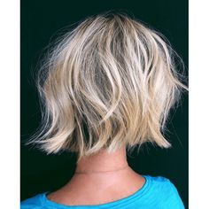 5 Tips For Waves On Long Layers, Bobs & Lobs - Behindthechair.com Cool Girl Bob, Shoulder Length Haircuts For Women, Shoulder Length Haircuts, Haircuts For Women Over 50, Short Hairstyles For Thick Hair, Wavy Bobs, Short Wavy, Short Pixie Haircuts