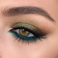 Eyebrows Makeup, Hazel Eye Makeup, Access Bars, Eye Makeup Pictures, Green Makeup, Green Eye, Eye Makeup Designs