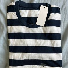 Uniqlo Striped Tee Shirt Medium Nwt $29.50 Navy Cotton T-shirt For Spring, Spring Navy Crew Neck Shirt, Navy Crew Neck Shirt For Spring, Navy Cotton Shirt For Everyday, Casual Navy T-shirt For Everyday, Uniqlo Relaxed Fit Crew Neck T-shirt, Navy Casual Cotton Top, Casual Navy Cotton Top, Navy Long Sleeve Summer T-shirt