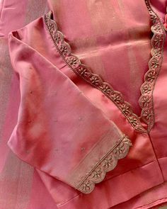 Blouse Maggam Work, Maggam Work Blouse, Blouse Designs Catalogue, Traditional Blouse Designs, Cutwork Blouse Designs