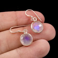 This is a beautiful handmade Rainbow Moonstone Gemstone silver sterling Earring. you can wear it with Indian and western outfit and you are good to go. Boho Hippie Style, Hippie Stil, Western Outfit, White Rainbow, Moonstone Earrings, Wedding Jewelry Earrings, Silver Earring, 925 Sterling Silver Earrings, Hippie Style