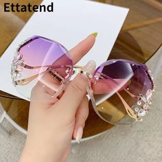 Luxury Designer Fashion Rimless Sunglasses Women Vintage Brand Shades Bling Rhinestone Big Diamond Y2k Accessories, Rhinestone Sunglasses, Rimless Frames, Sunglasses Women Fashion, نظارات شمسية, Uv Sunglasses, Big Diamond, Rimless Sunglasses, Vintage Branding