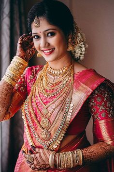 Wedding Photography Artist in India Kerala Hindu Bride, Indian Bride Photography Poses, Indian Wedding Bride, Kerala Bride, Engagement Bride