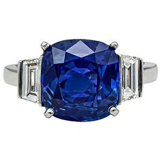 Cartier GIA Certified Kashmir Blue Sapphire and Diamond Three-Stone Ring For Sale at 1stDibs Emerald Cut Solitaire Ring, Sapphire Antique Ring, Radiant Cut Diamond Ring, Contemporary Engagement Rings, White Gold Set, Gorgeous Engagement Ring, Blue Sapphire Diamond, Three Stone Engagement