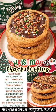 A stack of Christmas crack cookies on a white and red plate. Soul Recipes, Cracked Cookies, Saltine Toffee, Christmas Desserts Easy, Saltine Crackers, Toffee Bits, Chocolate Toffee, Cracker Recipes, Delicious Cookie Recipes