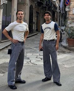 Vintage Men Outfit Summer, Spring Summer Mens Fashion, Florence Italy Outfits Men, Classic Men’s Outfit, Men Fashion Spring 2024, Summer Man Fashion, Spring Fit Men, 2024 Men Fashion, Outfit For Summer Men