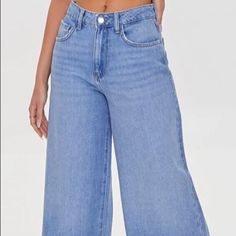 Forever 21 Women Denim Pant/Long/ Medium Denim Size 28 Brand New With Tags High Waisted Distressed Jeans, Jeans Pant, Distressed Mom Jeans, Forever 21 Jeans, Tapered Leg Jeans, Denim Pants Women, Denim Joggers, Medium Wash Jeans, Fashion Joggers