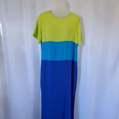 Colorblock Crepe Vented Side Shift Maxi Dress Size Small With A 20" Bust And 50" Length Blue Color Block Short Sleeve Dress, Fitted Blue Color Block Dress, Maxi Shift Dress, Von Furstenberg, Diane Von, Diane Von Furstenberg, Color Blocking, Blue Green, Color Blue