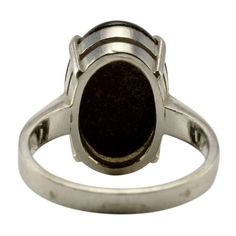 This is part of Chairish’s Fine Jewelry assortment.  Estate 14 karat white gold oval onyx ring. This oval onyx ring is a Size 5. [SJ SAUC1159A P]  Metal: White Gold,14k Gold Stone: Onyx Stone Cut: Oval Cut Formal Hallmarked Oval Cabochon Opal Ring, Oval Cabochon Signet Ring For Formal Events, Oval Cabochon Signet Ring For Formal Occasions, Oval Cabochon Opal Ring With Polished Finish, Formal Oval Cabochon Opal Ring, Formal Rings With Bezel Setting And Oval Cabochon, Modern Oval Opal Ring For Formal Occasions, Classic Oval Opal Ring With Polished Finish, Formal Oval Cabochon Ruby Ring With Polished Finish