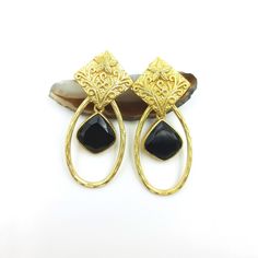 Antique Earrings, Black Onyx Gemstone Dangle Earrings, 18k Gold Plated Handmade Earrings, Vintage Earrings, Fancy Gift Earrings For Women -----------------------ITEM DESCRIPTION----------------------- Model No:- NALG038 Gemstone Name: Black Onyx  Gemstone Size: 12x12mm  Plating: 18k Gold Matt Finished  Quality: AAA+ HIGH QUALITY Note: Item's photo is closely captured to the item so please check dimensions before placing the order. -----------------------Love Talks----------------------- We love Black Gold-plated Pierced Earrings, Black Gold-plated Earrings, Formal Onyx Gemstone Earrings, Black Gold-plated Earrings For Formal Occasions, Formal Black Gold-plated Earrings, Gemstone Dangle Earrings For Evening, Elegant Onyx Earrings, Black Oval Earrings For Anniversary, Gold Onyx Pierced Earrings