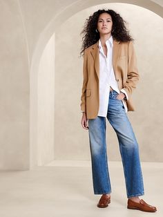 Novarina Italian Cashmere Blazer | Banana Republic Affordable Casual Everyday Blazer, Casual Brown Blazer, Affordable Fall Blazer With Buttoned Pockets, Linen Blazer Outfit Women, Camel Blazer Outfit, Linen Blazer Outfit, Loafers Outfit Women, Banana Republic Outfits, Blazer Outfits Women