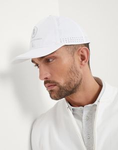 Lightweight techno fabric cap with tennis print The sporty yet elegant feel of the world of Tennis inspires a selection of creations that enrich the Men’s collection. This Baseball cap combines retro influences with performance materials to complement any casual look with a distinct touch. Detailed in the sophisticated colors of the collection, the Tennis logo graphic stands out on the techno fabric’s light texture. Small perforations on the sides promote breathability while wearing. Tennis Set, White Baseball Cap, Blazer And T Shirt, Tennis Style, Man Blazer, Mens Tennis, Tuxedo Shirts, Mens Eyewear, Eyewear Womens