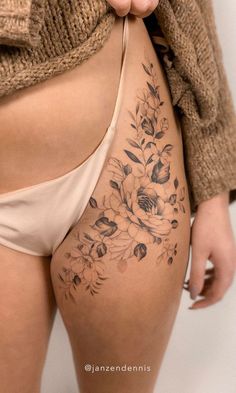 Thigh Hip Tattoo, Jd Tattoo, Tattoo For Woman, Inspo Tattoo, Private Tattoos, Female References, Floral Thigh Tattoos, Hip Thigh Tattoos