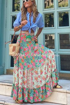 Bohemian Skirts, Hijab Summer, Floral Print Maxi Skirt, Look Boho Chic, Printed Long Skirt, Outfits Hijab, Skirts Summer, Shirt Hacks, Maxi Rok