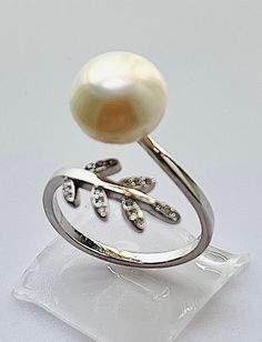 Women's Sterling Silver 925/1000 real White Freshwater Pearls open ring White Freshwater Pearl, Open Ring, Silver 925, Fresh Water, Band Rings, Freshwater Pearls, Brooklyn, How To Find Out, Jewelry Rings