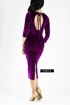 This gorgeous ''Maeve'' velvet tango dress includes a round back with two straps to be tied together. It holds a fitted cut, giving it a feminine touch, and has a back opening to provide you with freedom of movement. The dress also has a boat neckline and is tailored with stretch velvet. Offering you comfort along with elegance, this is a must have dress. It can be worn for dancing or any special occasion, like New Years Eve or a Christmas Party. Available in different colors! Details: - Bust lined. - Front length: 110 cm/ 43.3 in (from the shoulder to the hem). If you need a different length, contact me when you place your order. - Back length: 110 cm/43.3 (from the shoulder to the hem) - Back slit: 30cm /11.8 in Slight variations may occur in the measurements. The model is 160cm/5' 3" ta Fitted Velvet Midi Dress For Cocktail, Fitted Purple Midi Dress For Evening, Fitted Velvet Midi Dress For Party, Fitted Velvet Party Dress, Elegant Velvet Midi Dress For Party, Evening Velvet Midi Dress, Velvet Midi Dress For Evening, Velvet Midi-length Evening Dress, Purple Midi Dress For Gala