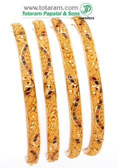 22k Gold Bangles, Indian Gold Jewelry, Unique Gold Jewelry Designs, 1 Gram Gold Jewellery, Gold Jewels Design, Gold Bangles For Women, Gold Bangle Set, 22k Gold Jewelry, Gold Jewelry Stores