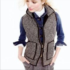 Blogger And Jcrew Fanatic Favorite. Jcrew Vest, Herringbone Quilt, Herringbone Vest, Denim Jacket Outfit, Black Herringbone, Quilted Puffer Vest, Black Winter Coat, Quilted Vest, Chambray Shirt