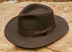 Mens Hats Fashion Fedoras, Wide Brim Fedora Mens, Brim Hat Outfit, Jason Roy, Mens Straw Hats, American Hat Makers, Country Hats, Outback Hat, Mens Fedora