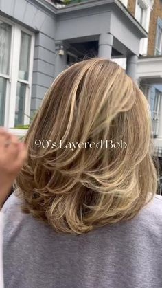 90s Short Hair Layers, Bob Haircut 90s, 90s Long Bob Layers, 90s Bob Layers, 90s Bob With Layers, 90s Layered Bob Haircut, Layered Bob 90s, Blonde Bob Layers, 90s Layered Bob Short