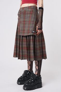 #mingalondon #tartanskirt #midiskirt #pleatedskirt #tartan #skirt #classof2024 #backtoschool #btsoutfit #backtoschooloutfit #korean #btsfit #backtoschoolinspo #outfitinspo #grungefashion #grungeaesthetic #grungestyle #aesthetic #grungegirl #outfitinspo #outfitinspiration #outfitideas #styleinspo #grungegirl #aestheticoutfit #90s #00s #outfitinspo #outfitideia #styleinspo Punk Maxi Skirt, Vivienne Westwood Plaid Skirt, Masc Skirt Outfit, Long Skirt Grunge, Tartan Skirt Outfit, Tartan Outfit, Tartan Midi Skirt, Grunge Dark Academia, Wool Plaid Skirt