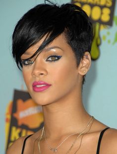 Rhianna Hairstyles, Asymmetrical Pixie Cuts, Celebrity Short Hair, Asymmetrical Pixie, Really Short Hair, Long Hairstyle, Oval Face Hairstyles