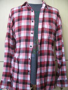 Vintage Flannel Japan Casual Checked Thick Cotton Lumber Jack Western Long Sleeved Cowboy Retro Shirt XL : 100% authentic product : size ( XL ) Made In China : armpit to armpit = 23.5" : total length= 34" :sleeved : 25" : condition = (USED) VERY GOOD FOR TS AGES NO RIPS, TEARS, HOLES ALL OFFER WILL BE CONSIDER PLEASE CONTACT .PAYMENT & SHIPPING. : FOR PAYMENT WE ONLY ACCEPT PAYMENT VIA PAYPAL. : PLEASE MAKE THE PAYMENT WITHIN 7DAYS AFTER THE TRANSACTION ENDS. :   DELIVERY TIME SHOULD BE AROUND 8 Plaid Cotton Shirt With Pockets, Plaid Long Sleeve Flannel Shirt, Long Sleeve Plaid Flannel Shirt, Casual Plaid Yarn-dyed Flannel Shirt, Casual Plaid Long Sleeve Flannel Shirt, Casual Gingham Cotton Flannel Shirt, Pink Long Sleeve Flannel Shirt For Fall, Red Cotton Flannel Long Sleeve Shirt, Casual Yarn-dyed Long Sleeve Flannel Shirt