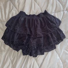 Black High-Waisted Tiered Skirt From American Eagle. Never Worn. Black Ruffled Bottoms For Vacation, Black Ruffled Skirt For Vacation, Black Tiered Skirt For Spring, Black Tiered Ruffled Skirt, Black Skirt Bottoms For Vacation, Black Skort For Spring Vacation, Black Lined Tiered Skirt, Black Tiered Skirt For Vacation, Black Mini Skirt For Vacation