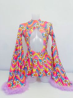 Rainbow rave outfit. Rave festival fit Alien Inspired Outfit, Mushroom Dance, Micro Skirt, Floral Set, Lycra Fabric, Mode Inspo, Really Cute Outfits, Rave Outfits, Character Outfits