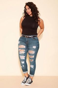 Plus Size Distressed Jeans Plus Size Distressed Jeans, Plus Size Jumpers, Don Pedro, Curvy Girl Outfits, Curvy Outfits, Plus Size Jeans