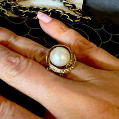 A Very Nice Sized Pearl Ring, 9-10mm, With Sparkly White Topaz. Gold Vermeil (Gold Plating Over Silver) Has Held Up Very Well. This Criss-Cross Setting Is Bold And Fun! Looks Great With Today’s Gold Bracelets And The Whole Layered Look! Elegant White Jewelry With Vs Clarity, Elegant Pearl Ring With Round Cut, Elegant Pearl Ring With Diamond Accents For Formal Occasions, Elegant Round Cut Pearl Ring With Gemstone, Elegant Round Cut Pearl Ring, Anniversary Pearl Ring With 17 Jewels, Elegant Formal Pearl Ring, Aaa Quality Elegant Jewelry For Anniversary, Elegant Aaa Quality Jewelry For Anniversary