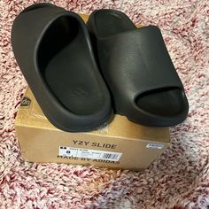 Yeezy Slides Onyx- Gently Used- Comes With Box- Size 8 Equal To 7.5 Womens Or 6y Adidas Slides With Rubber Sole For Streetwear, Adidas Casual Slides For Streetwear, Adidas Shoes Yeezy, Yeezy Slides, Onyx Colour, Black Adidas, Adidas Shoes, Adidas Men, Slides