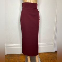 Sara Battaglia High Waisted Midi Skirt Women’s Size 40 (M) Burgundy Italy Made Very Good Used Condition High Waisted Midi Skirt, Sara Battaglia, Skirts Midi High Waisted, Skirt Women, Make Color, Women Skirts Midi, Midi Skirt, Womens Skirt, Pencil