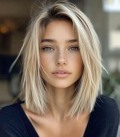 Blonde Longer Bob, Bob With Long Bangs Angled, Thick Blonde Bob, Angled Bob Hairstyles For Fine Hair, Different Bob Haircut, Blond Mikado, Bob Haircut Blonde Balayage, Caroline Stanbury Hair, Textured Bob Straight Hair