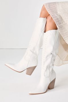 White Boots - Suede Western Boots - Knee-High Boots - Lulus Western Boots For Women, Country Girl Style, Lulu Fashion, Faux Leather Boots, Western Boots Women, Trending Boots, Workout Shoes, Leather Boots Women, White Boots