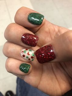 Christmas Nails Powder Dip, Powder Christmas Nails, Holiday Dip Nails Christmas, Dip Nails Christmas, Dip Powder Christmas Nails, Christmas Sns Nails, Christmas Nail Dip, Holiday Dip Nails, Snowman Dip