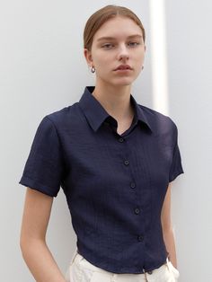 Editor's notesTRIP LE SENS' stylish and trendy cropped-length shirt is made of pleats fabric with a breathable and comfy fitting.- Button closure- Regular collar- Pleats fabric- Cropped length- Breathable and comfy fabricMeasurements(in.)S/M- Length: 18.89 / 19.29 in.- Shoulder: 14.96 / 15.74 in.- Chest: 18.11 / 18.89 in.- Sleeve: 7.08 / 7.48 in.Model infoMan - 6'03 Fitting size LWoman - 5'64 Fitting size MComposition & Care- 80% Polyester, 20% Nylon- Dry cleaning- Do not tumble dry- Do not bleach- Iron at low temperature with clothDesigner- by TRIP LE SENS Casual Cropped Shirt For Work, Modern Summer Office Wear Blouse, Modern Summer Office Blouse, Fitted Tops With Collared Neckline For Business Casual, Versatile Fitted Tops For Office Wear, Versatile Business Casual Summer Blouse, Modern Summer Office Shirt, Modern Business Casual Summer Blouse, Relaxed Fit Cropped Blouse For Work