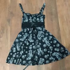 Never Worn, Cute Sundress From Hot Topic Featuring Belle From Beauty And The Beast! Any Questions, Please Ask! Cute Sundress, Disney Beauty And The Beast, Disney Dresses, The Beast, Hot Topic, Beauty And The Beast, Sundress, Black White, Womens Dresses